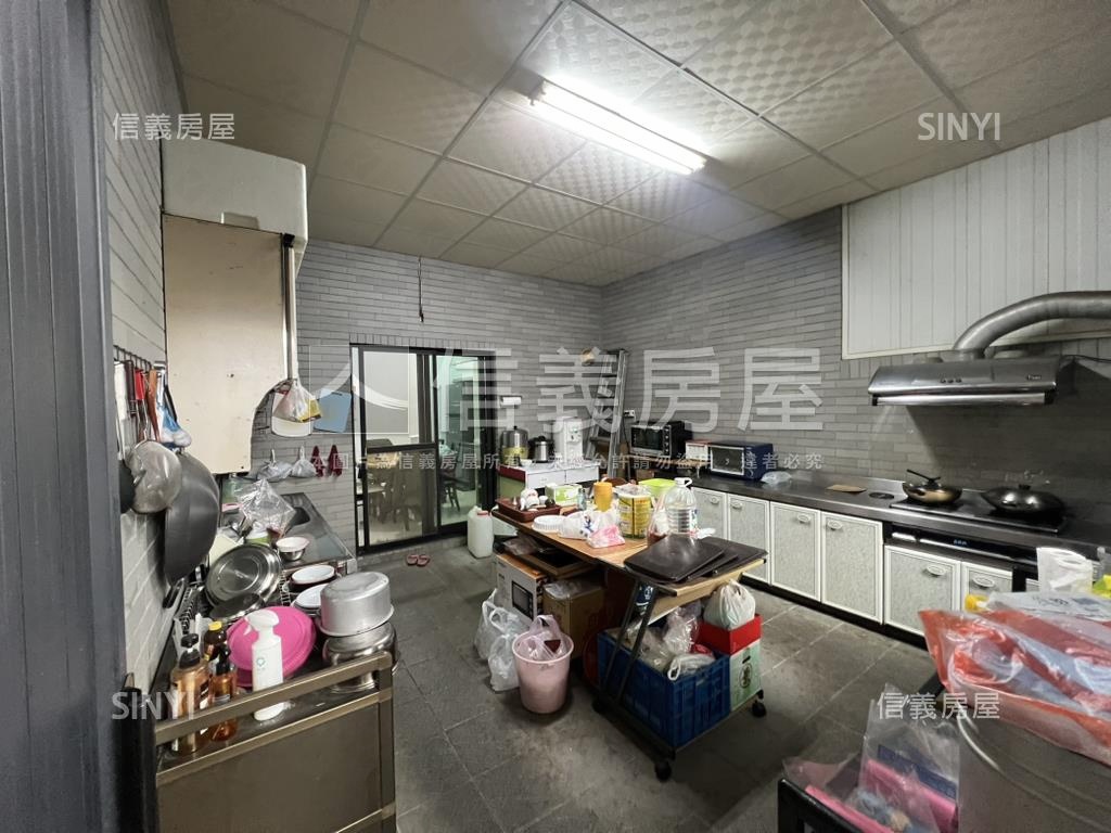 近大灣屋況佳美透房屋室內格局與周邊環境