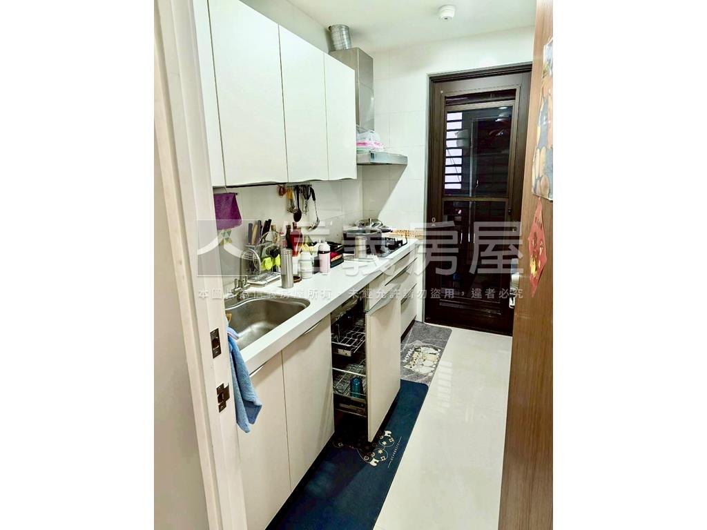 竹風青庭高樓景觀房屋室內格局與周邊環境