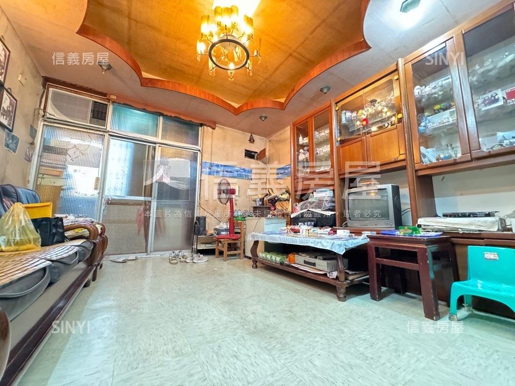 明德捷運三樓方正公寓房屋室內格局與周邊環境