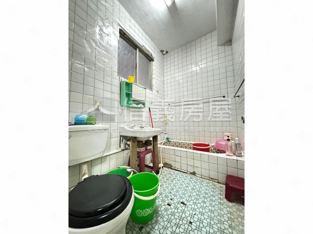 明德捷運三樓方正公寓房屋室內格局與周邊環境