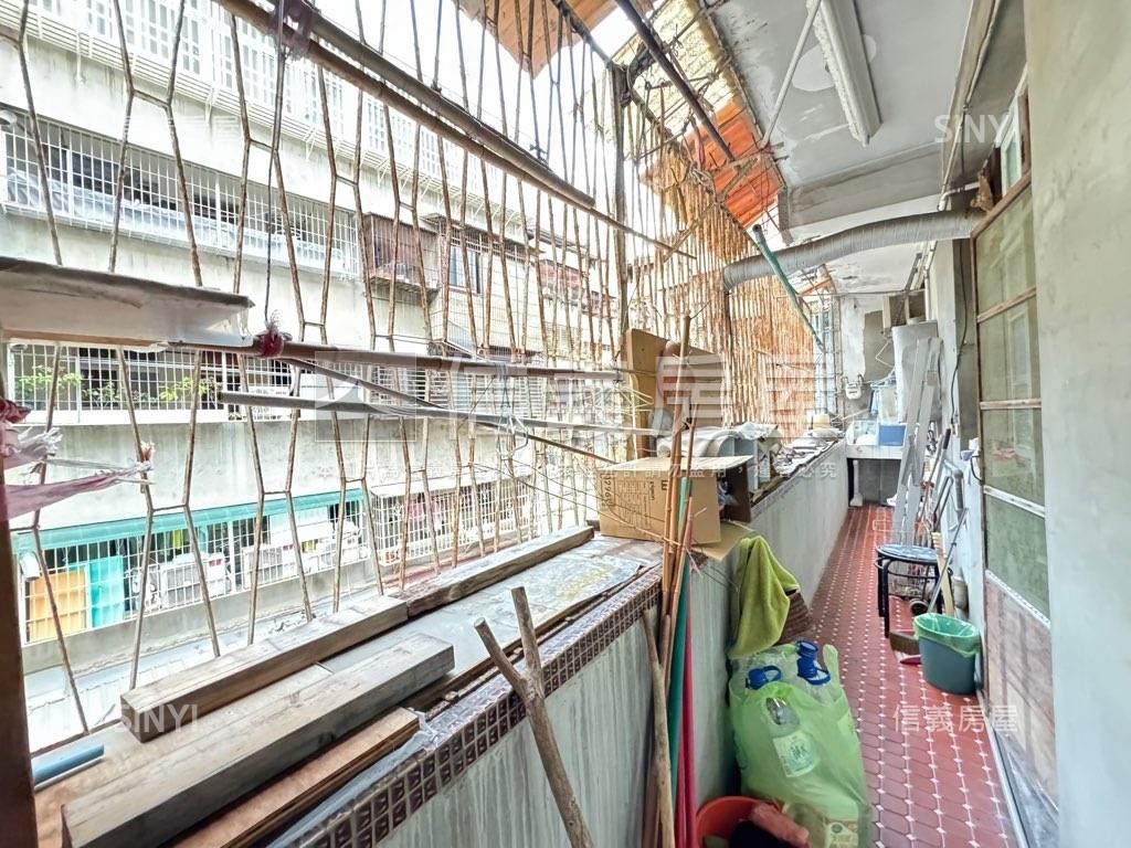 明德捷運三樓方正公寓房屋室內格局與周邊環境