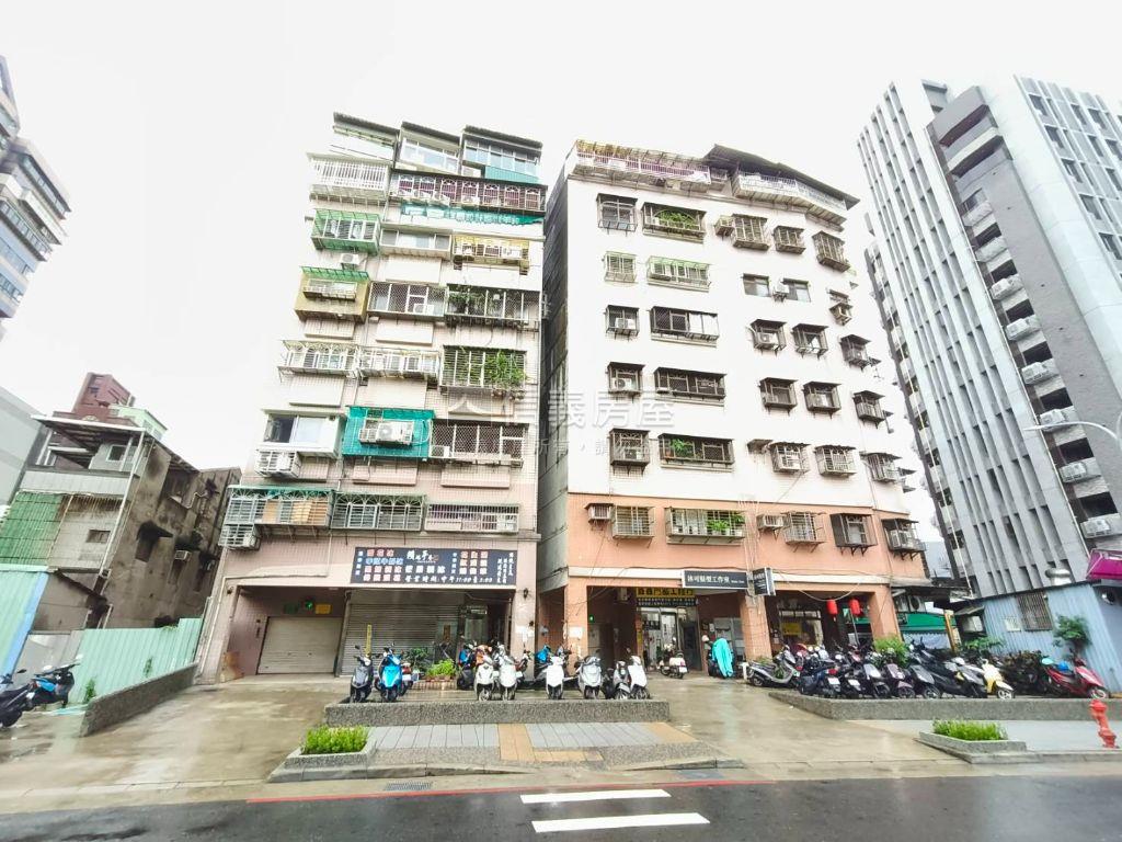 近樹林火車站稀有電梯一樓房屋室內格局與周邊環境