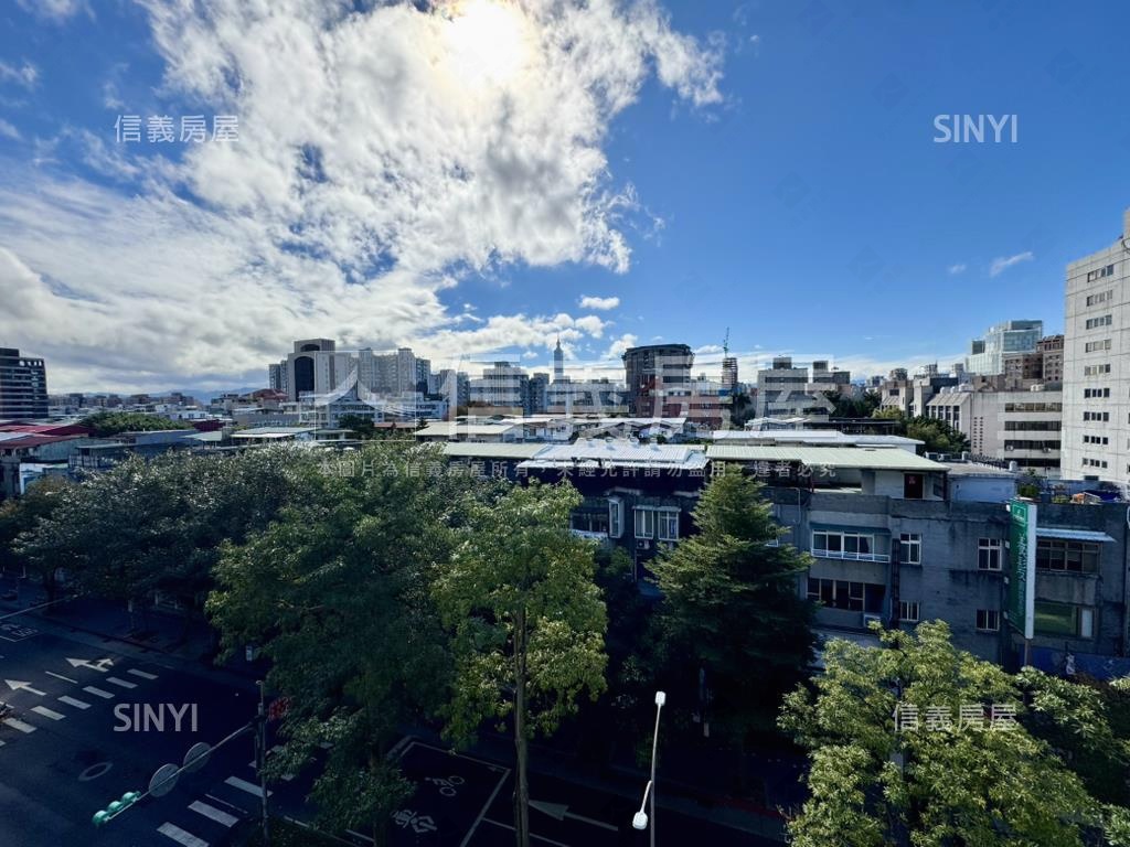 民生東１０１景觀頂加華廈房屋室內格局與周邊環境