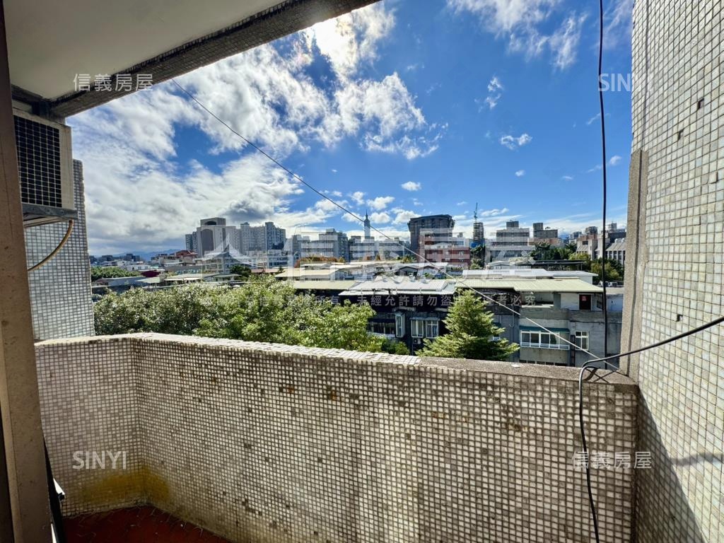 民生東１０１景觀頂加華廈房屋室內格局與周邊環境