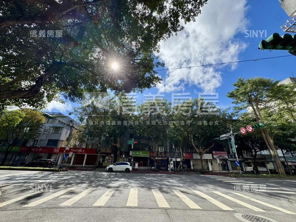 民生東１０１景觀頂加華廈房屋室內格局與周邊環境