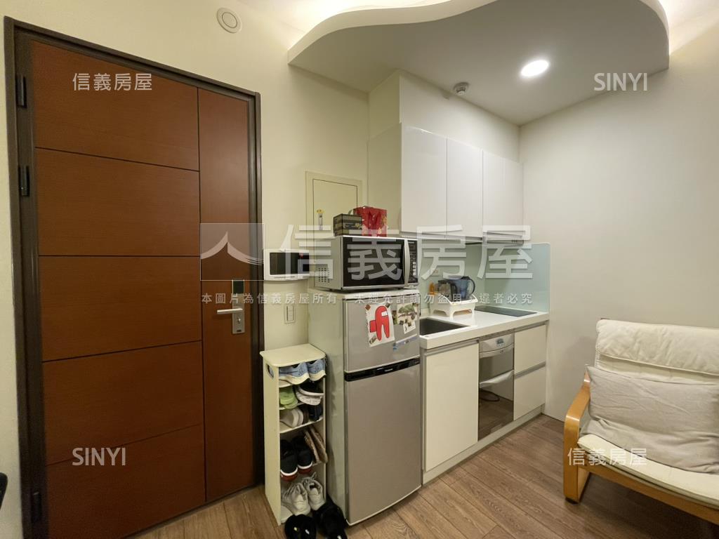 松江路電梯附車位房屋室內格局與周邊環境