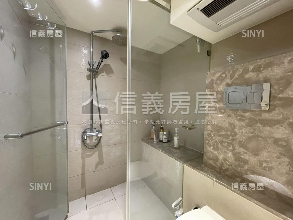 松江路電梯附車位房屋室內格局與周邊環境