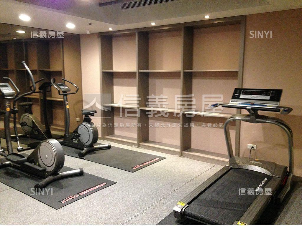 松江南京站電梯附車位房屋室內格局與周邊環境