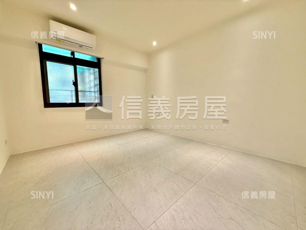 專任中興路簡約機能美寓房屋室內格局與周邊環境