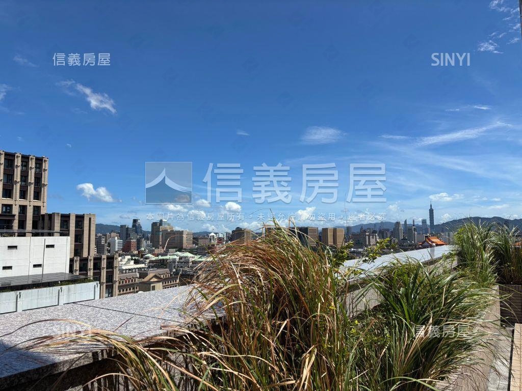 敦年凱旋大道豪邸房屋室內格局與周邊環境