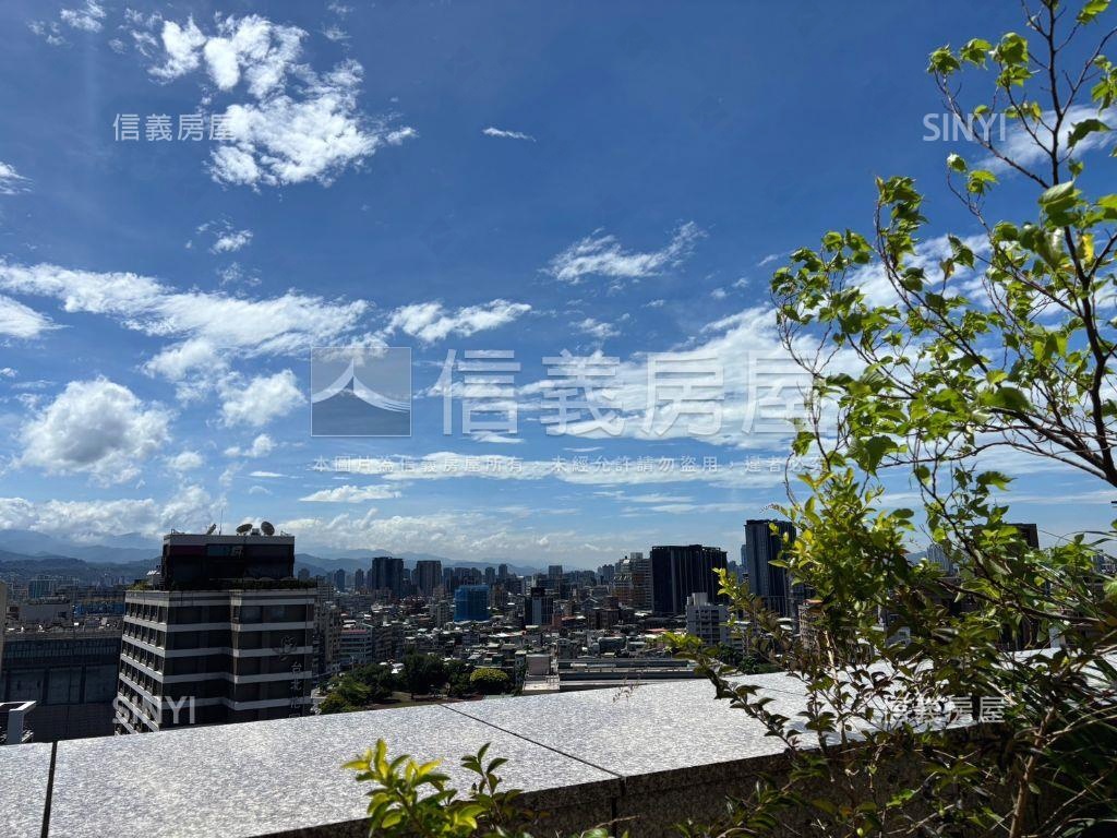 敦年凱旋大道豪邸房屋室內格局與周邊環境