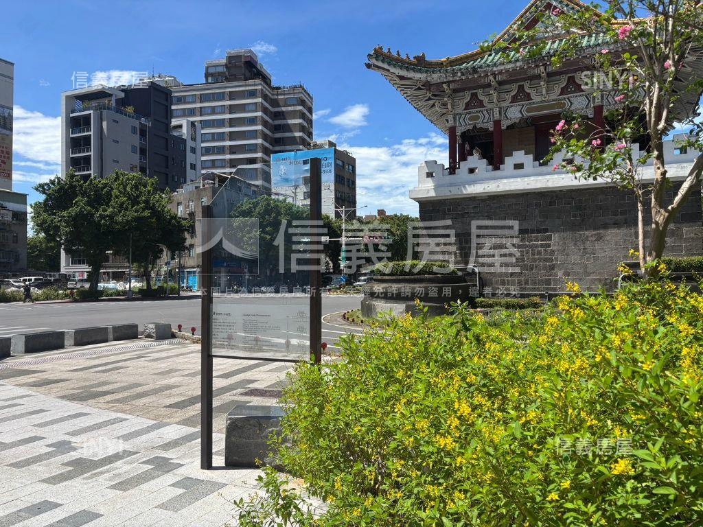 敦年凱旋大道豪邸房屋室內格局與周邊環境