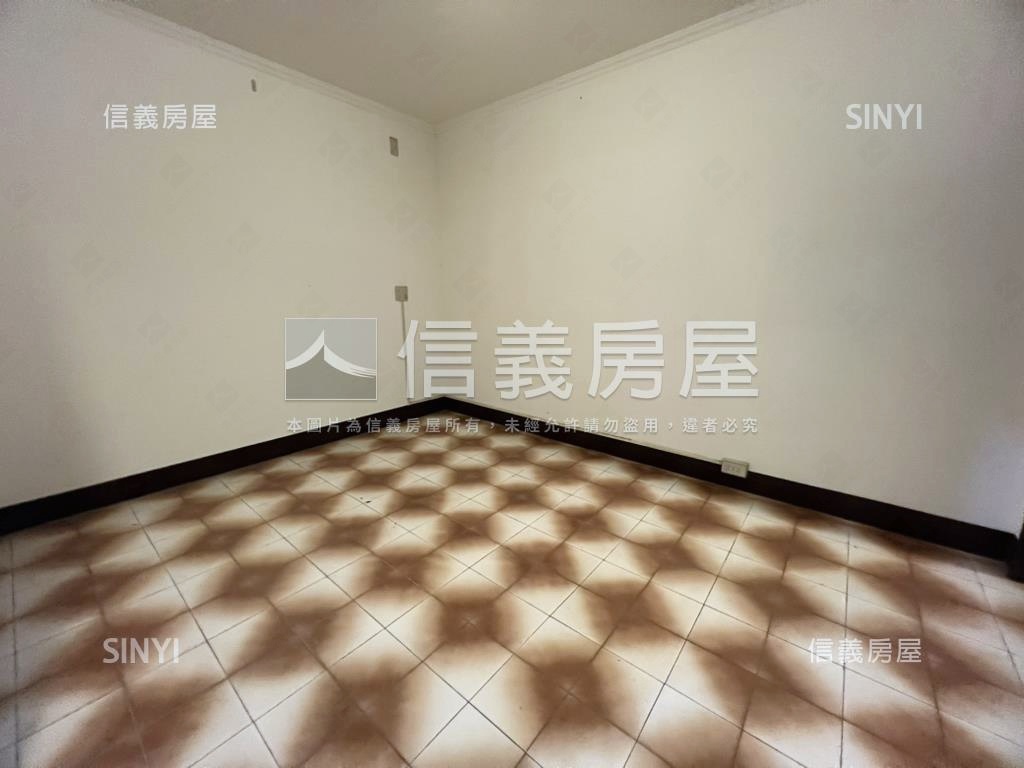 中壢精華透天房屋室內格局與周邊環境