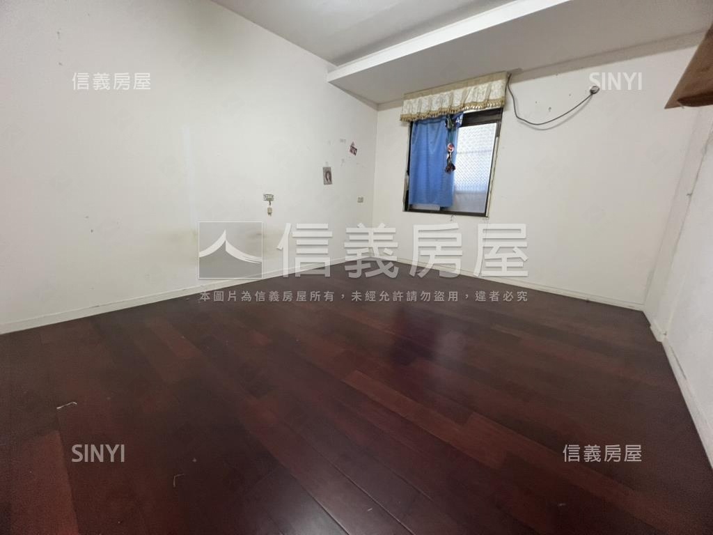 中壢精華透天房屋室內格局與周邊環境