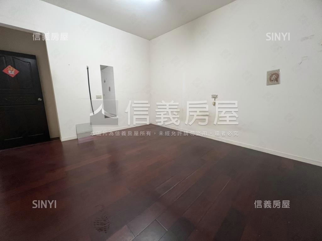 中壢精華透天房屋室內格局與周邊環境