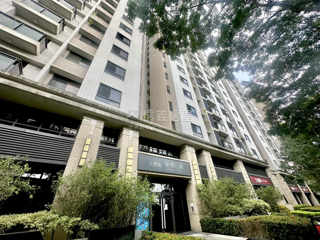 大櫻國山景高樓兩房平車房屋室內格局與周邊環境