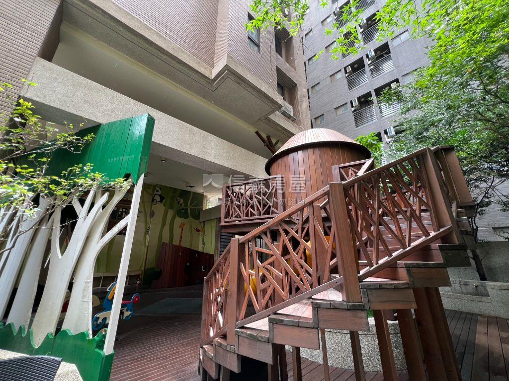 太子新時代質感美３房房屋室內格局與周邊環境