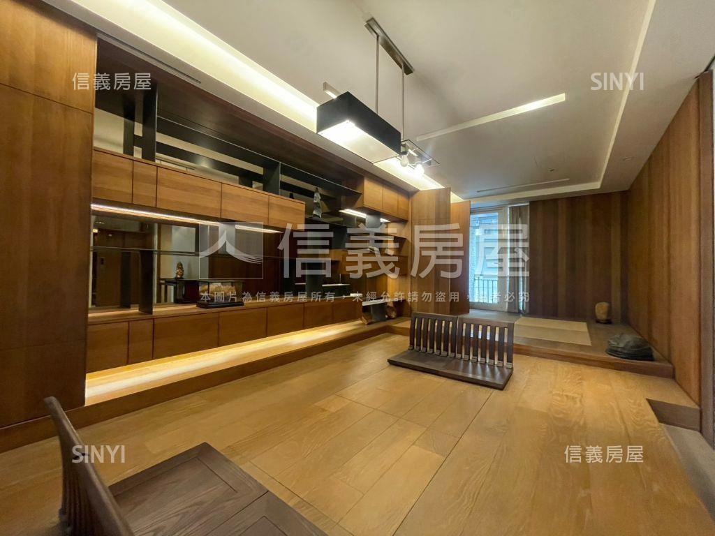 【值得珍藏】頂級花園車墅房屋室內格局與周邊環境