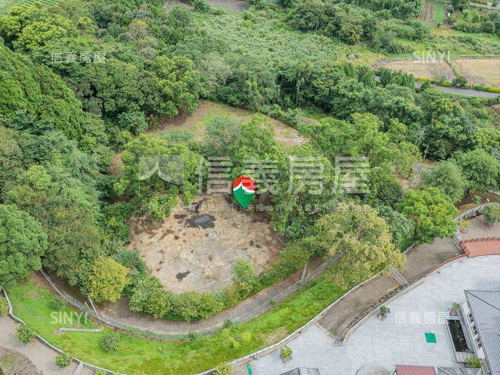 橫山油羅７８０坪土地房屋室內格局與周邊環境