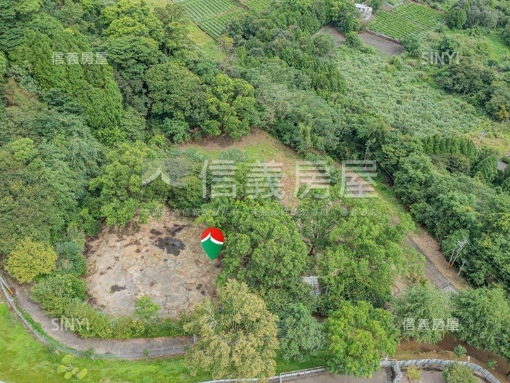 橫山油羅７８０坪土地房屋室內格局與周邊環境