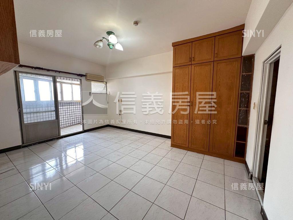 近大業＆捷運站大三房平車房屋室內格局與周邊環境