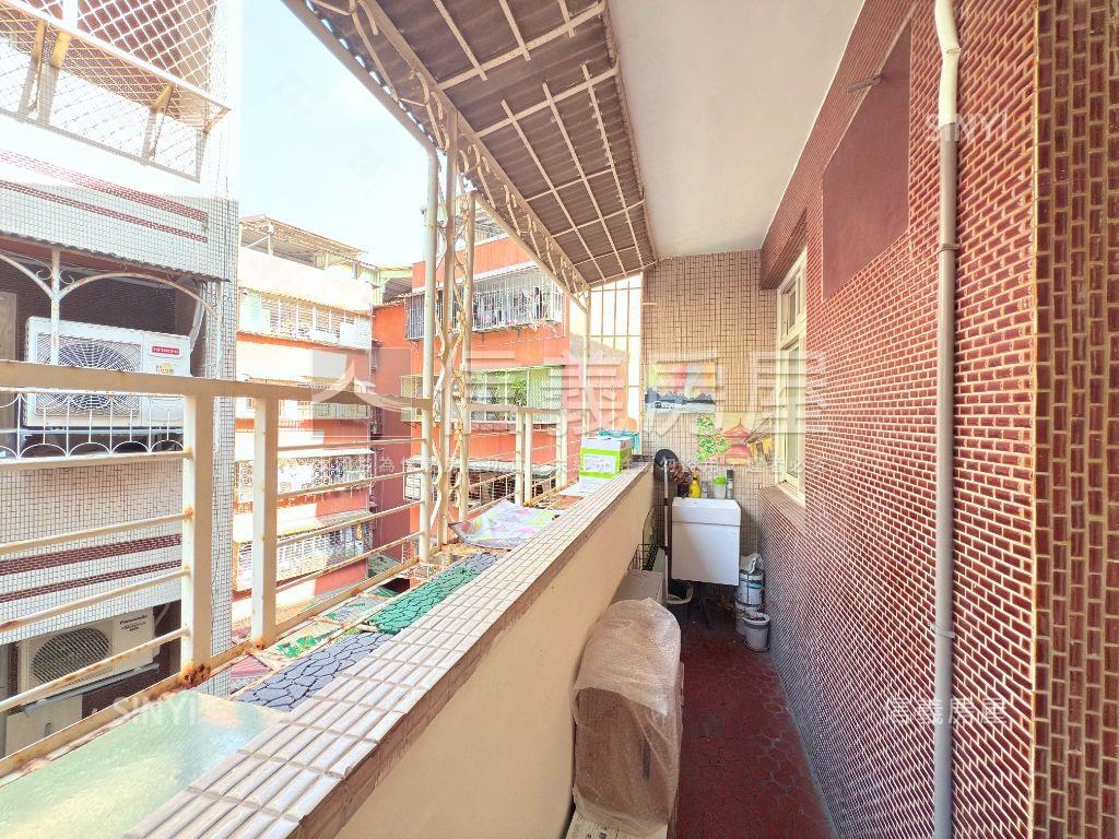 ☆文德路◆近捷運稀有美寓房屋室內格局與周邊環境