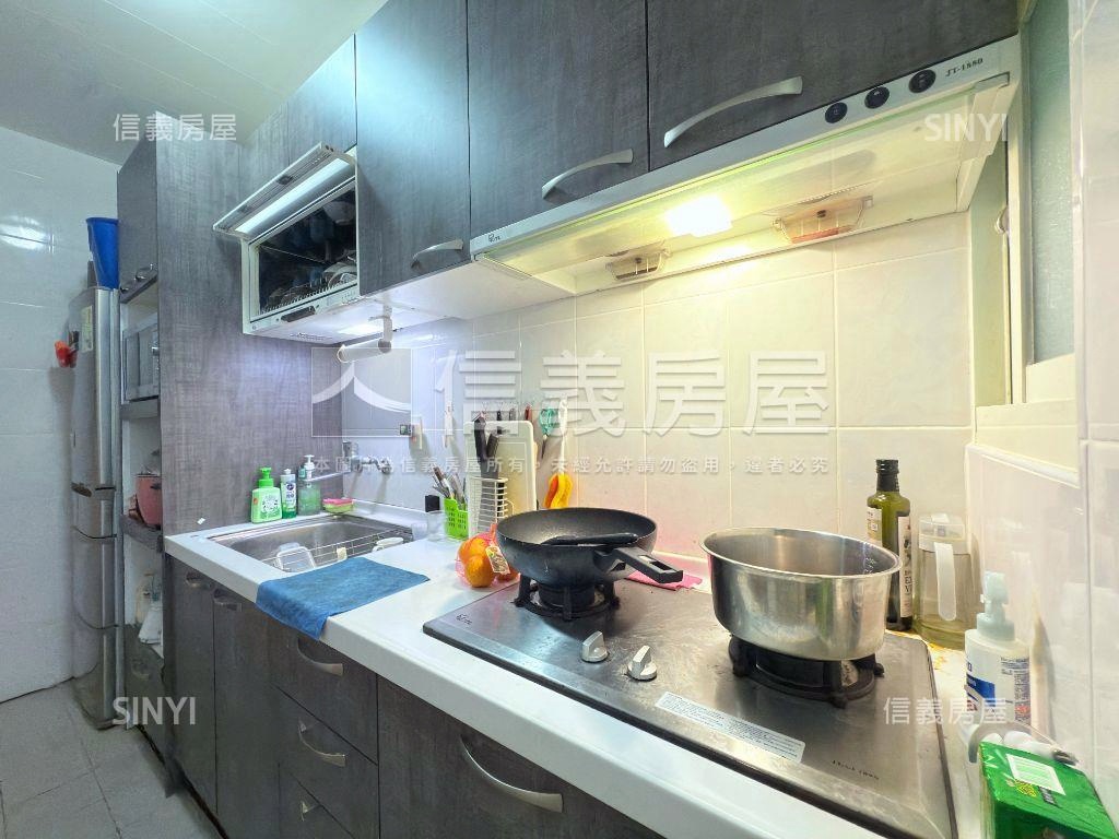 ☆文德路◆近捷運稀有美寓房屋室內格局與周邊環境