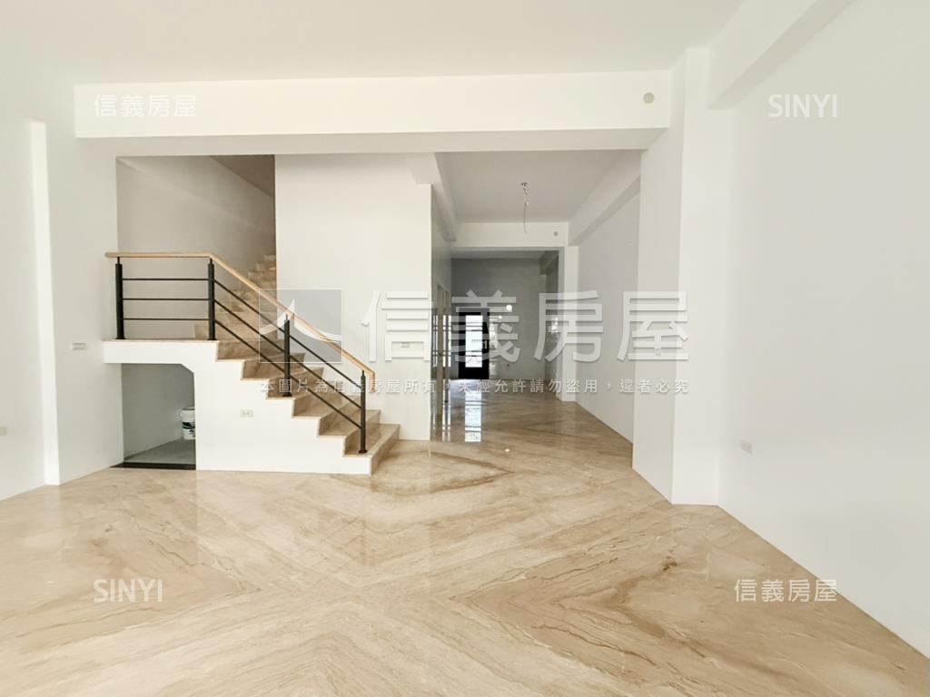 全新加蓋電梯別墅①房屋室內格局與周邊環境