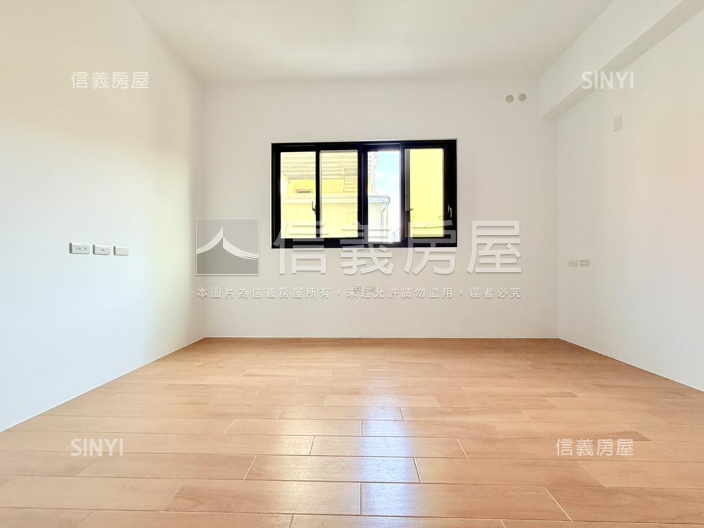 全新加蓋電梯別墅①房屋室內格局與周邊環境