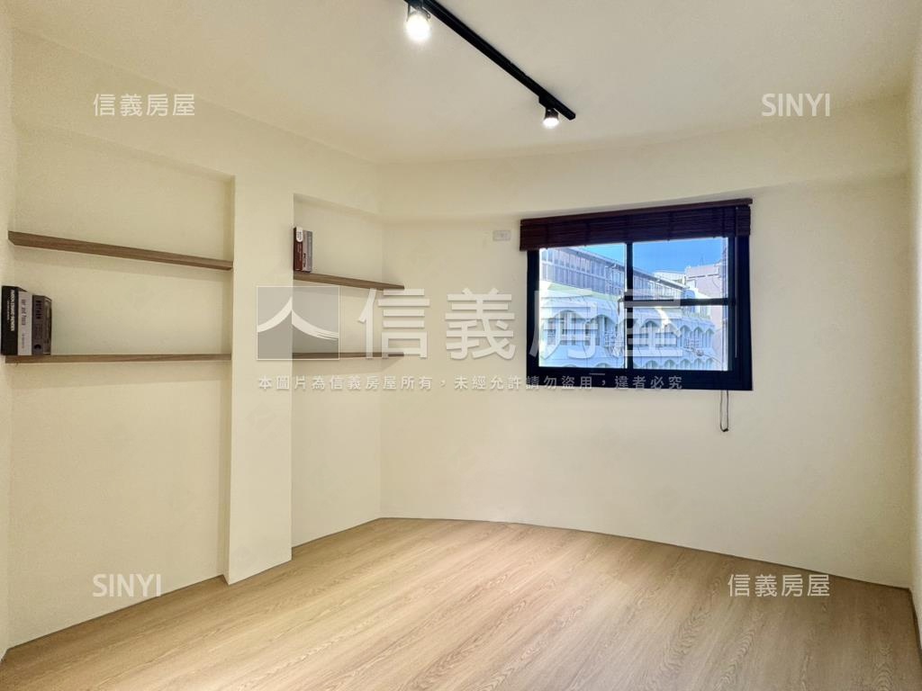 文化中心翻新電梯美三房房屋室內格局與周邊環境