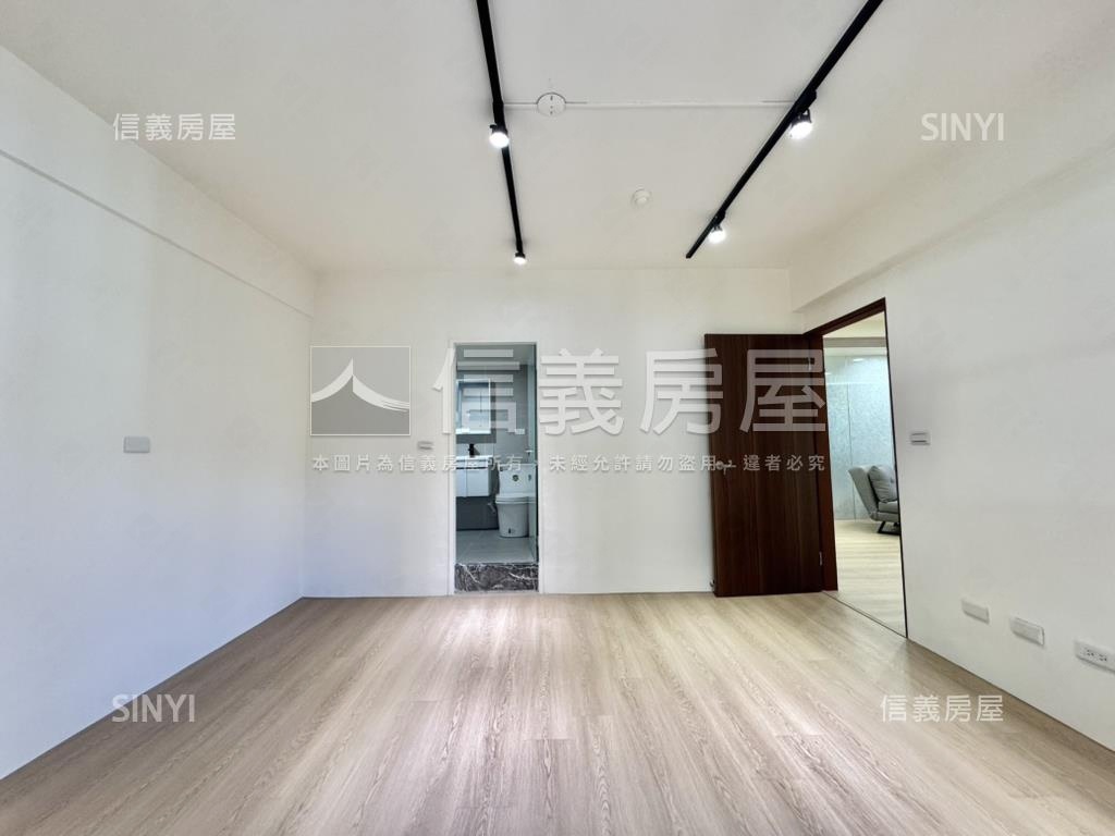 文化中心翻新電梯美三房房屋室內格局與周邊環境