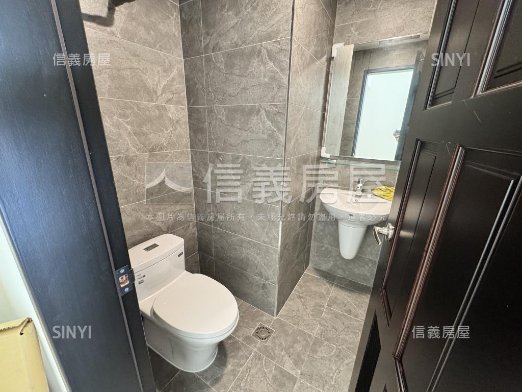 銘鑄登峰店面2房屋室內格局與周邊環境