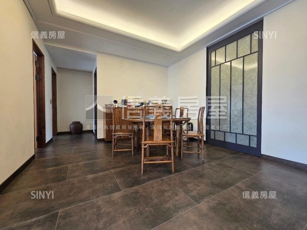 華孚鈞藏百年珍藏頂裝璜房屋室內格局與周邊環境