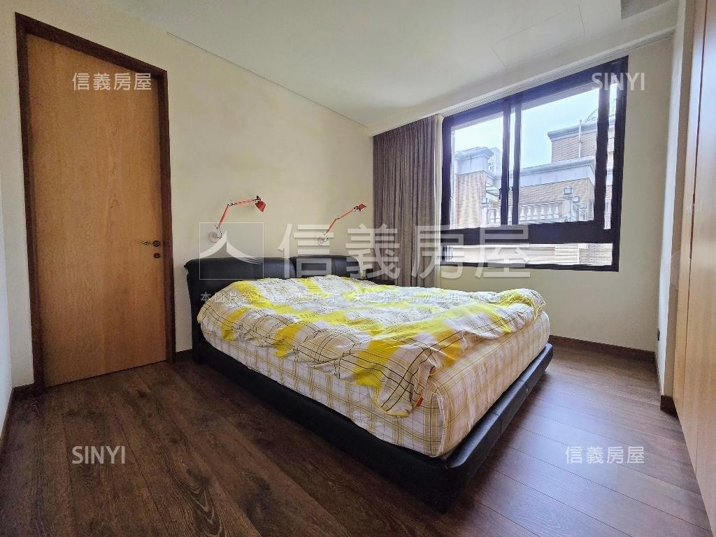 華孚鈞藏百年珍藏頂裝璜房屋室內格局與周邊環境