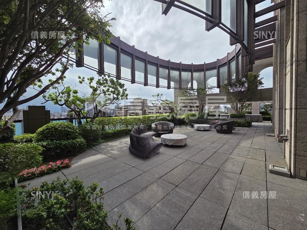 華孚鈞藏百年珍藏頂裝璜房屋室內格局與周邊環境