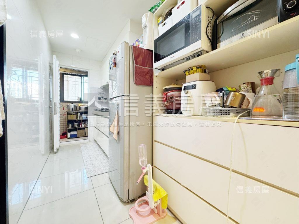 未來之都光域雅居房屋室內格局與周邊環境