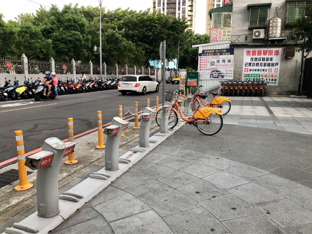 【馥華】原鄉景觀三房車位房屋室內格局與周邊環境