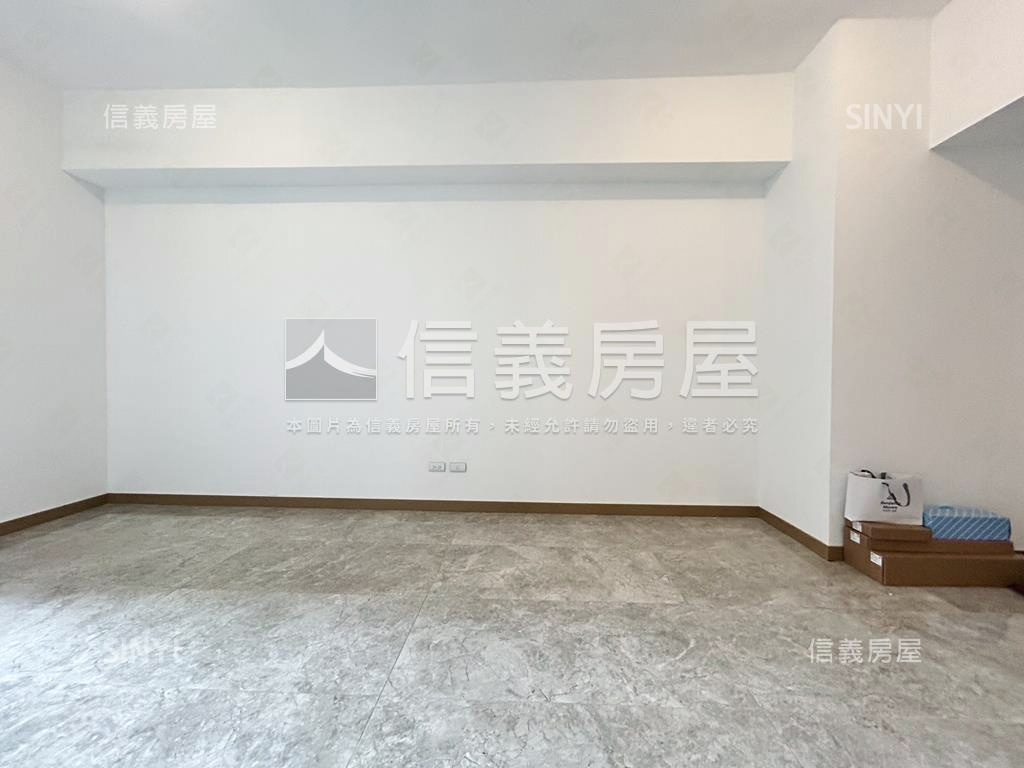 小巨蛋敦南邊間漂亮二房房屋室內格局與周邊環境