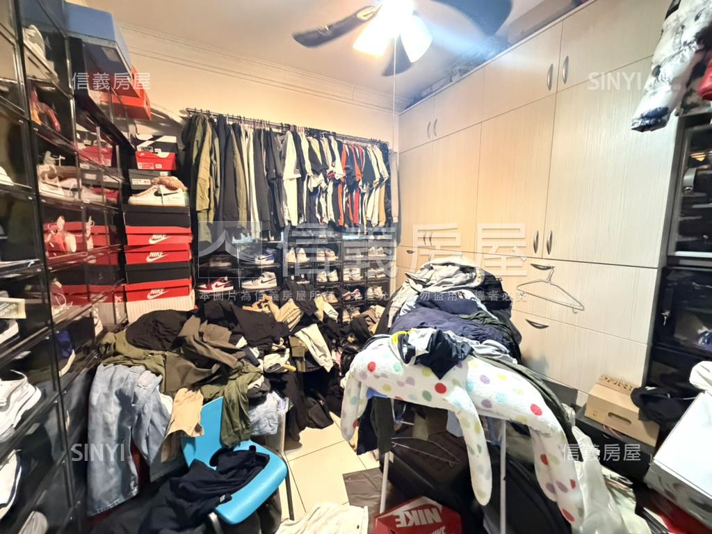 麗源大阪四房車位房屋室內格局與周邊環境