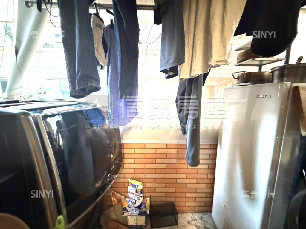 麗源大阪四房車位房屋室內格局與周邊環境