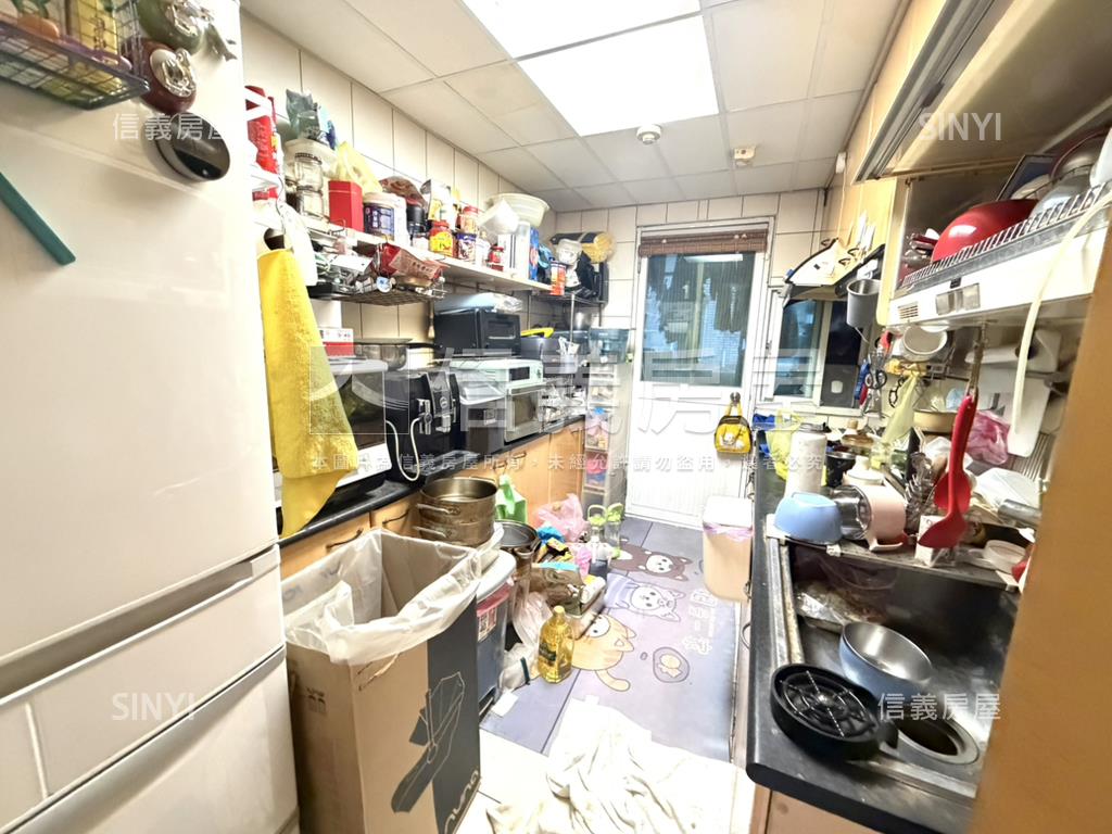 麗源大阪四房車位房屋室內格局與周邊環境
