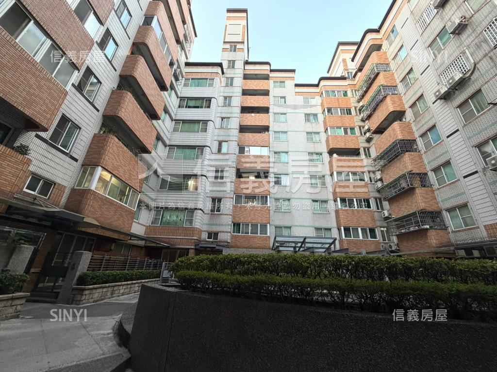 麗源大阪四房車位房屋室內格局與周邊環境