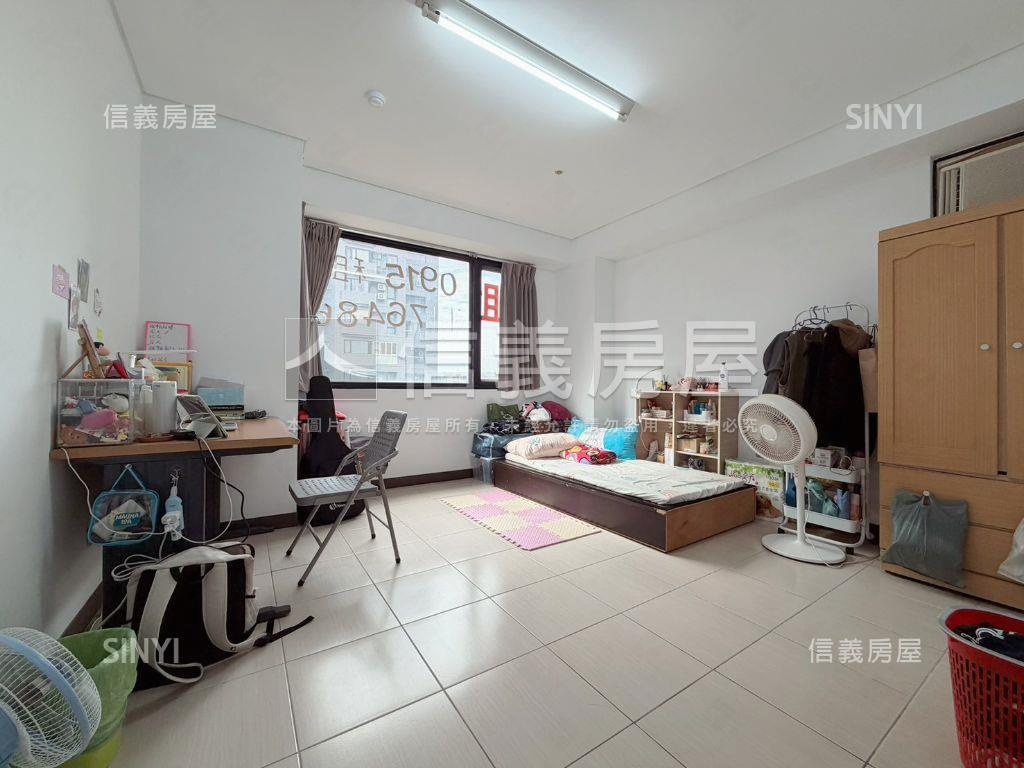 大鵬新城四房附平車位房屋室內格局與周邊環境