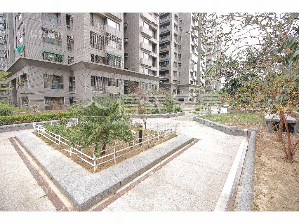 大鵬新城四房附平車位房屋室內格局與周邊環境