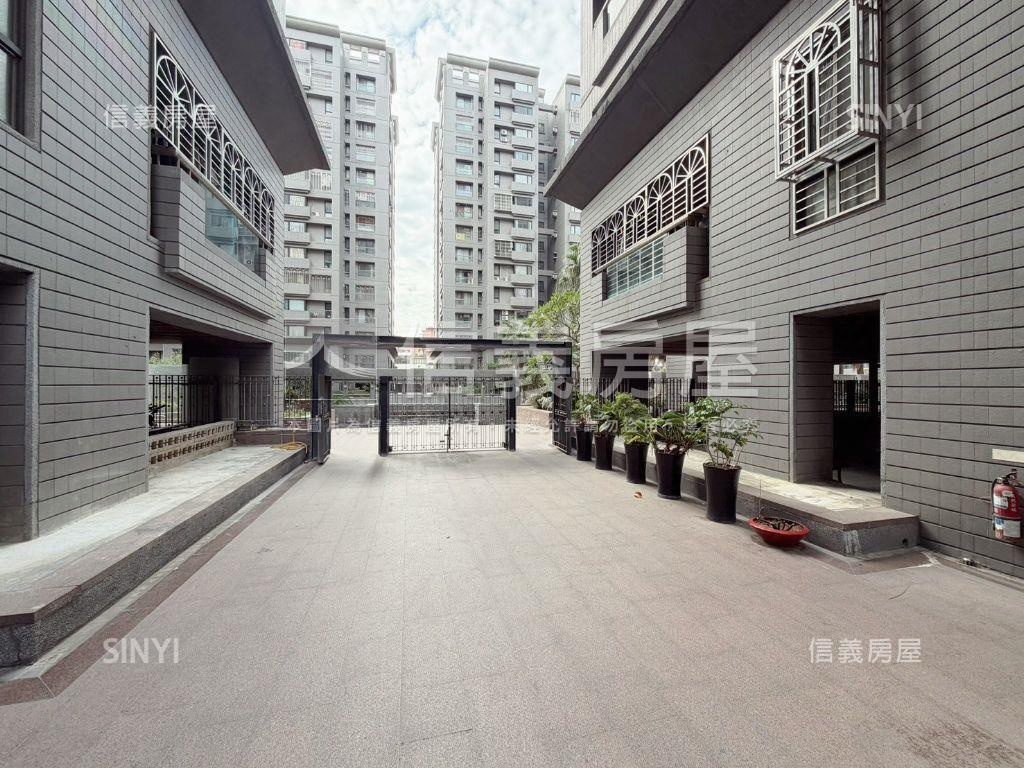 大鵬新城四房附平車位房屋室內格局與周邊環境