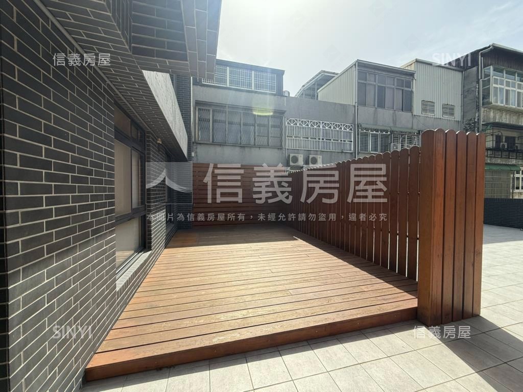近三民國中寧靜２房附車位房屋室內格局與周邊環境