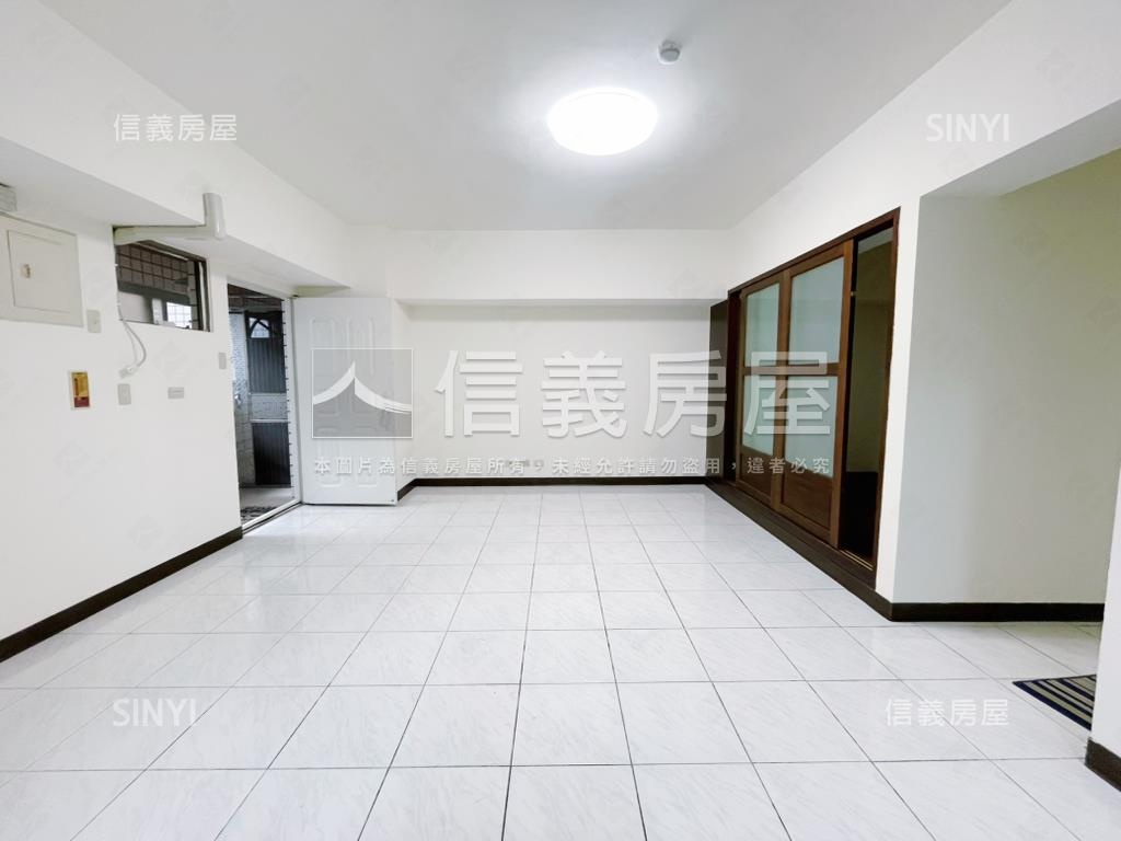 復國商圈日式質感四房平車房屋室內格局與周邊環境