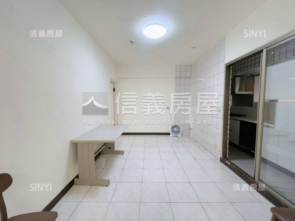 復國商圈日式質感四房平車房屋室內格局與周邊環境