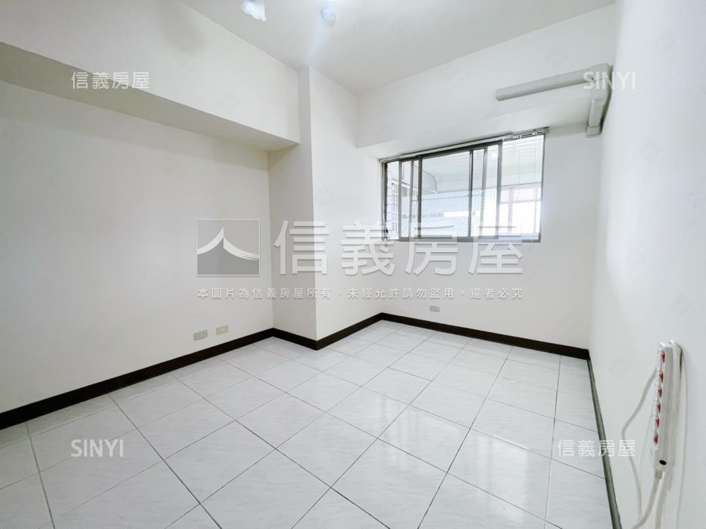 復國商圈日式質感四房平車房屋室內格局與周邊環境