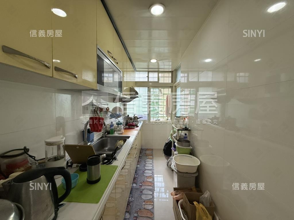 頂溪捷運大空間明亮美寓房屋室內格局與周邊環境
